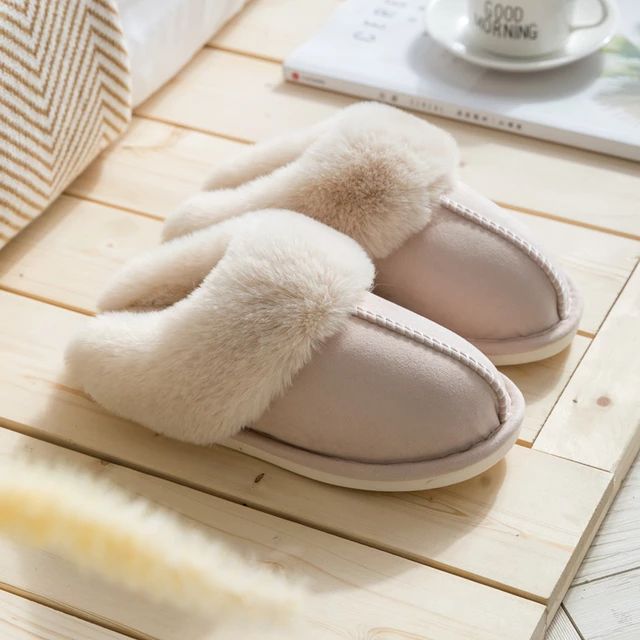 CozyStep™ Luxe Faux Suède Pantoffels