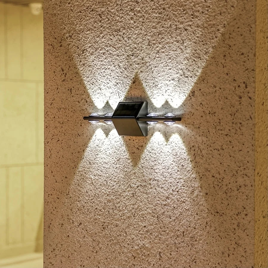PrivilegeSolar™ Buiten Wandlamp 8 LED's – Stijlvol Up & Down Lichteffect op Zonne-energie