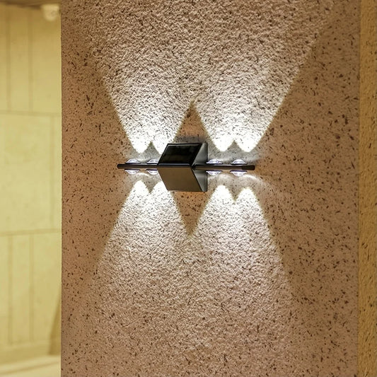 PrivilegeSolar™ Buiten Wandlamp 8 LED's – Stijlvol Up & Down Lichteffect op Zonne-energie