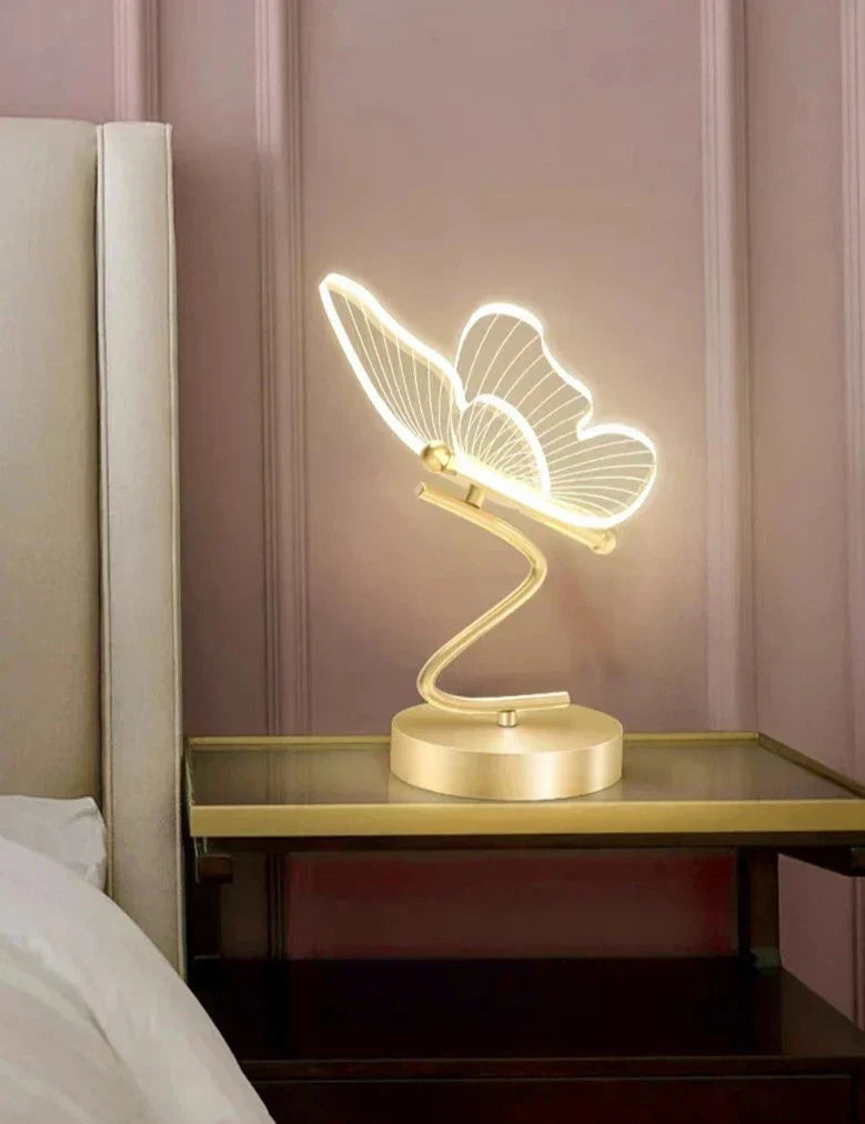 LuxeLight™ Vlinder Tafellamp – Sfeervol LED-design voor Woonkamer, Slaapkamer & Kantoor