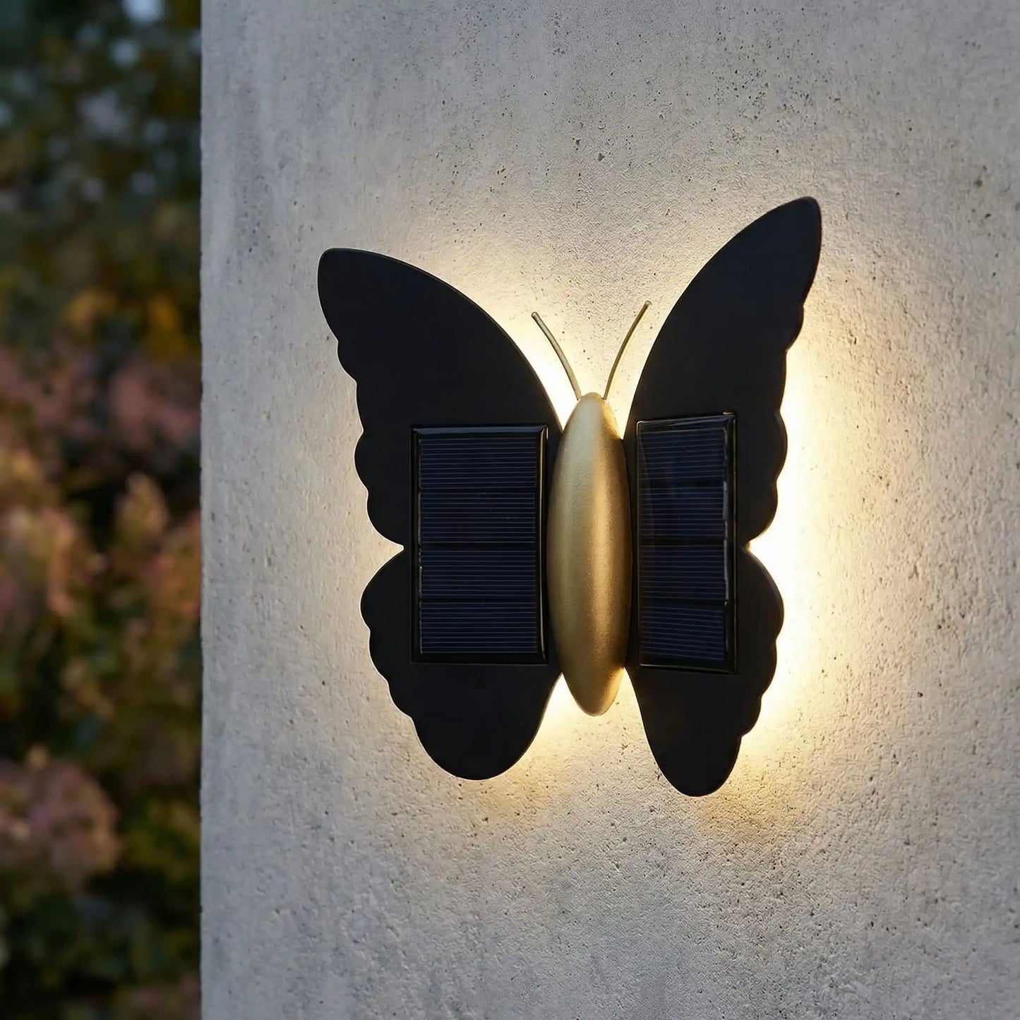 FlutterGlow™ Vlinder Wandlamp op Zonne-energie – Sfeervolle Buitenverlichting Zonder Kabels