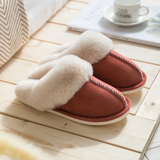 CozyStep™ Luxe Faux Suède Pantoffels