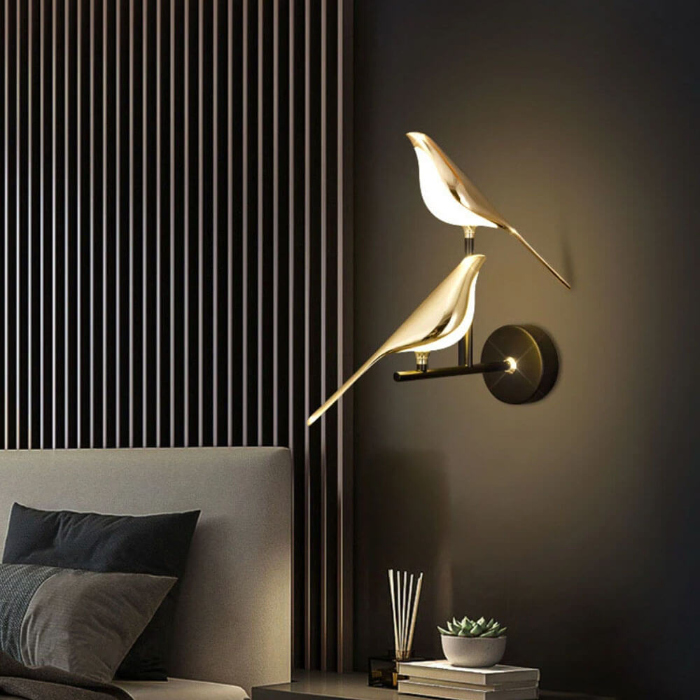 LumiBird™ Wandlamp met Gouden Vogel